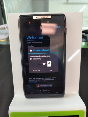 Motorola Droid Razr - 16 GB - Black (Verizon) D33