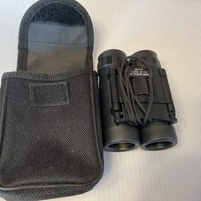 Simmons Compact Binoculars Model 1156 8  21 FOV 372 Ft 1000 Yds With Case