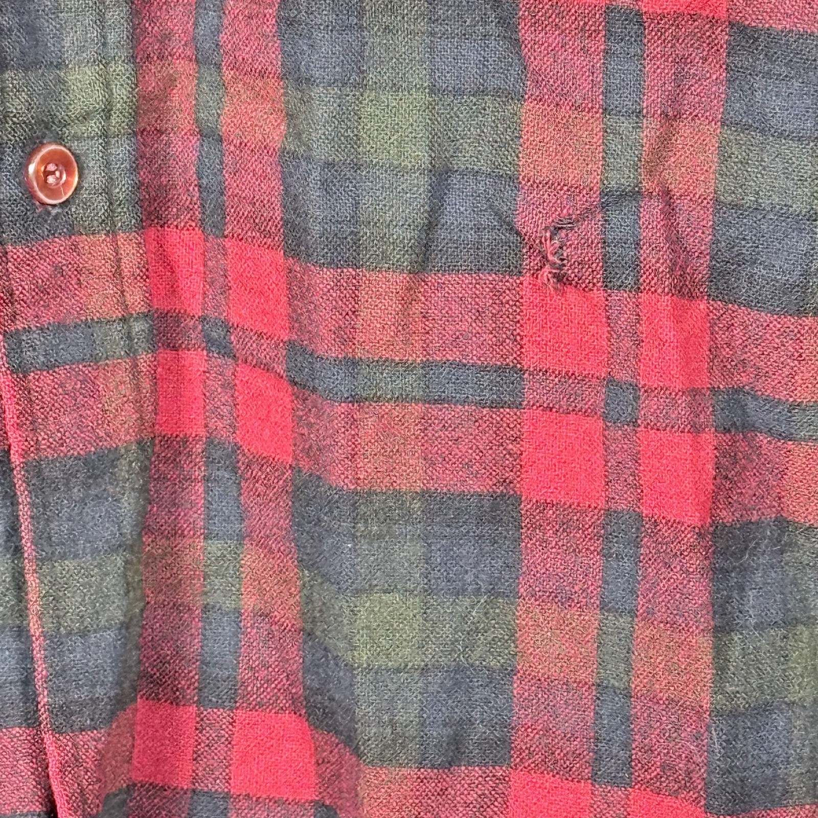VTG Pendleton Button-Down Shirt Red Green Plaid P… - image 6