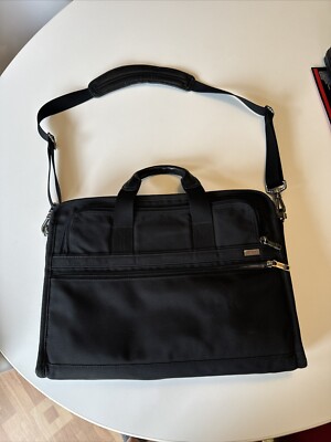 Tumi 26011d4 computer bag