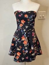 EXPRESS Strapless Black Floral Print Fit Flare Dress Size 6 O3408e