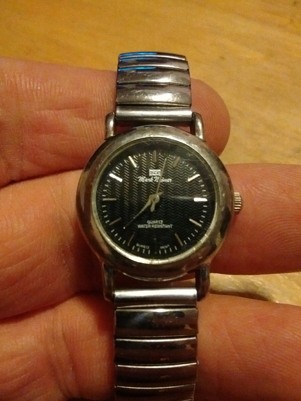 Montre Vintage Femme Quartz - Cadran Rose, Boîtier Argent 40mm - En Marche