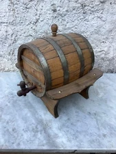 VINTAGE SOLID OAK WINE BARREL 12 INCHES LENGHT by 8 INCHES DIAMETER. ARGENTINA
