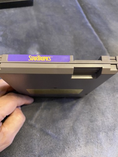 STAR TROPICS NES NINTENDO GAME CARTRIDGE W/ MANUAL AND CASE-TESTED!!!!!! - Photo 9/9