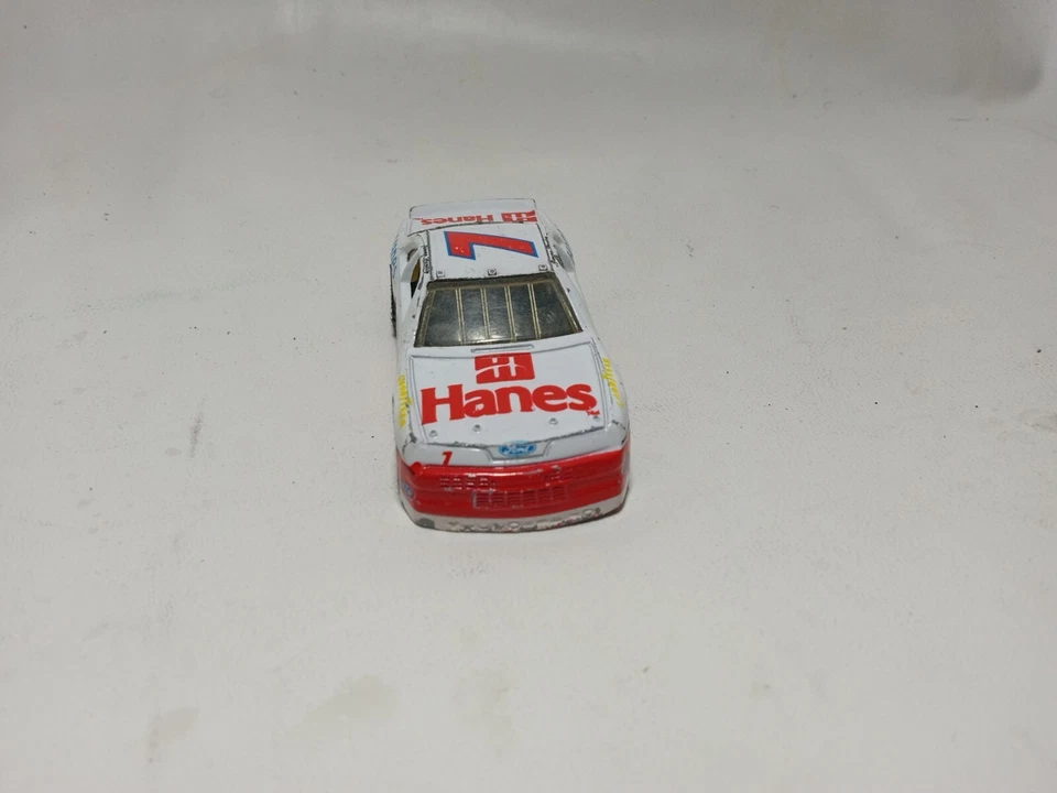 Matchbox Ford Thunderbird Race Car 1/66 - Pre-Owned - Image 3 of 4