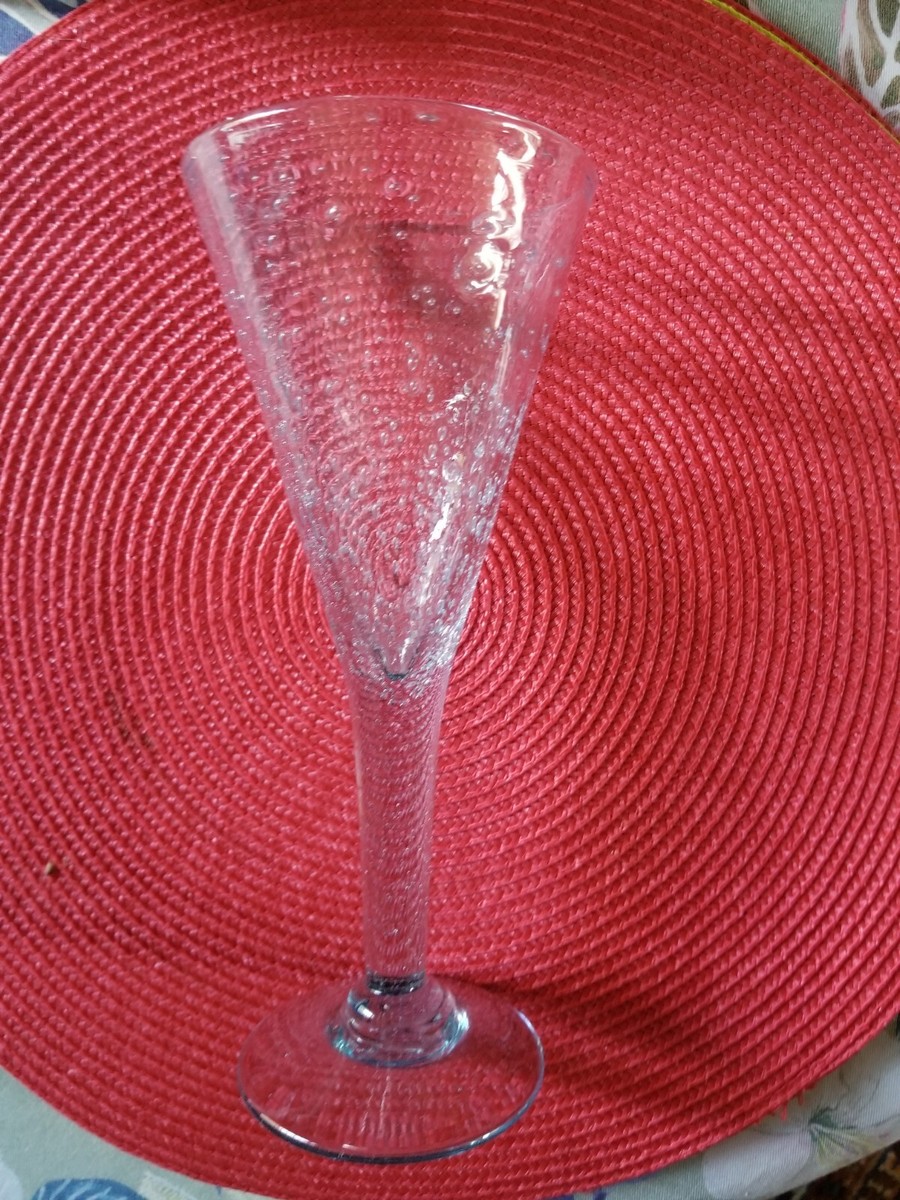Verre à Pied Soufflé Bullé Bleu Signé Biot – H 19,6 Cm – Authentique Art De La Verrerie