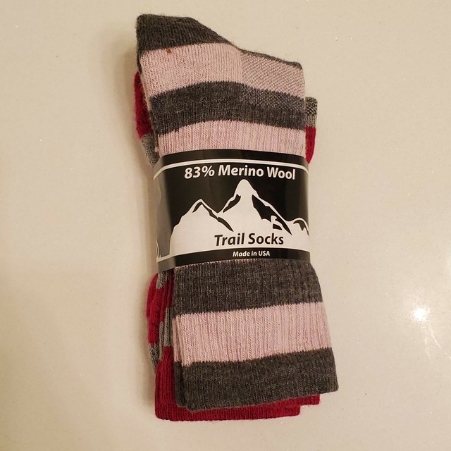 Columbia Unisex Hiking Medium Weight Merino Wool Crew Socks Sz M 69, W