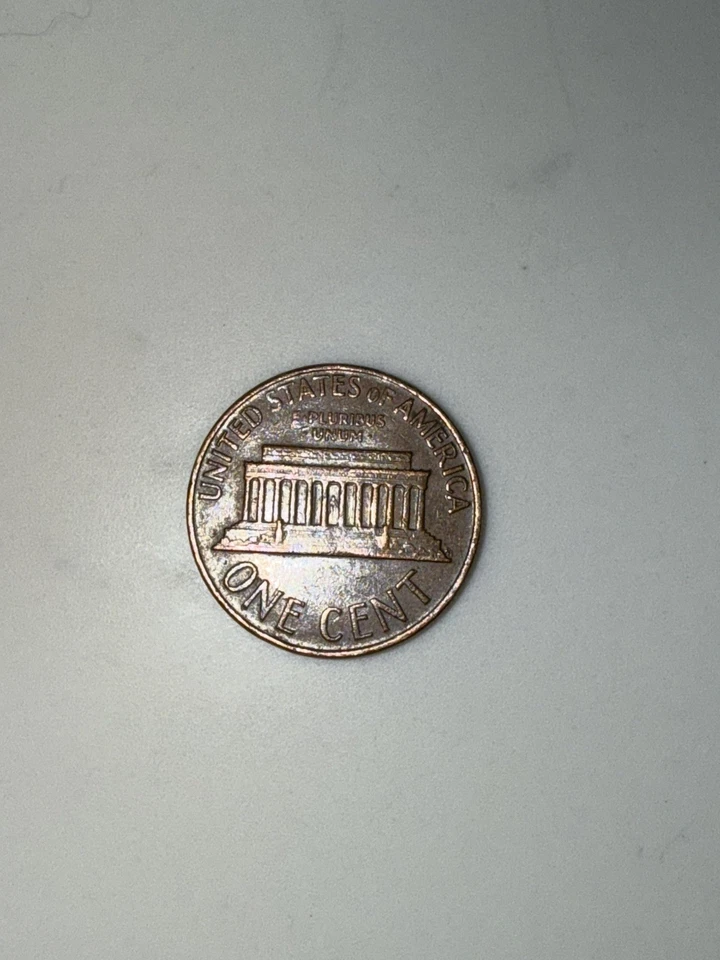 Rare 1968 D Penny “L On Rim” And Top Rim Error - Image 3 of 4