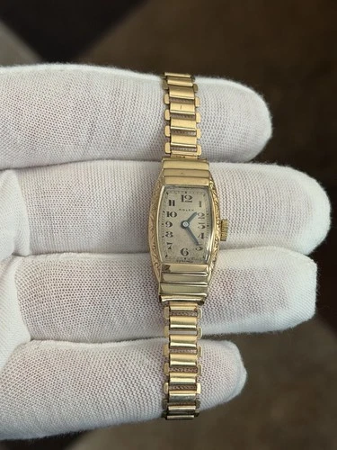 Vintage Rolex Art Deco 9K Gold Engraved 15J Cocktail Bracelet Watch 1920s