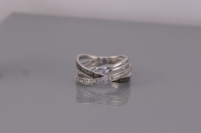 Sterling Silver Black & White Diamond Accented Crossover Band Ring 925 Sz: 7