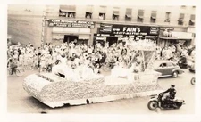 SE Flint Genesee MI 1939-40 FLINT MOTOR PARADE QUEEN escorted by MSP MOTORCYCLE!
