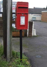 Photo 6x4 Elizabeth II postbox on Broad Lane, Springhill Bloxwich Postbox c2019