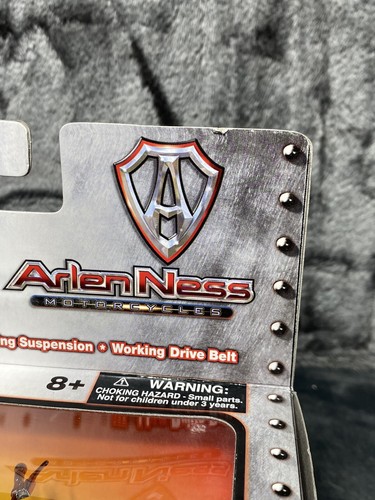 Arlen Ness Motorcycles Outlaw Steel Iron Legends Motorcycle 1:18 Scale #99210 - Picture 3 of 10