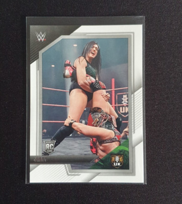 Panini WWE NXT 2.0 - Jinny (Rookie Karte / NXT UK Superstar / Wife of Gunther)