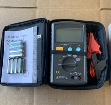 Megohmmeter Digital Insulation Resistance Tester (DIT360) with Case
