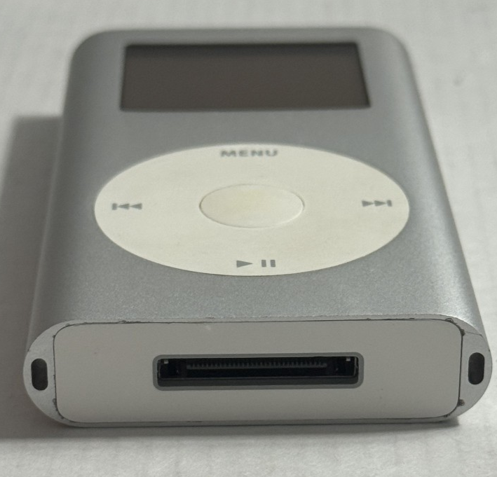 HP iPod mini (Silver) MP5002 - 16GB music player - PX762AA w/ Box