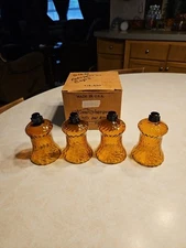 Set of 4 - Boxed HOMCO Honeycomb Optic Amber Gold Glass Peg Votives - 5.5" Tall
