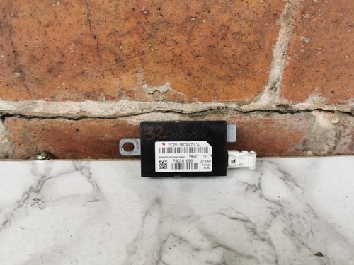 Ford Focus Antenne Antenne Verstärker Modul 7CP1-18C847-CA Bj 2013