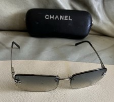 Chanel Vintage 4093-B Logo Rhinestone Rimless Sunglasses Silver Gradient w/ Case