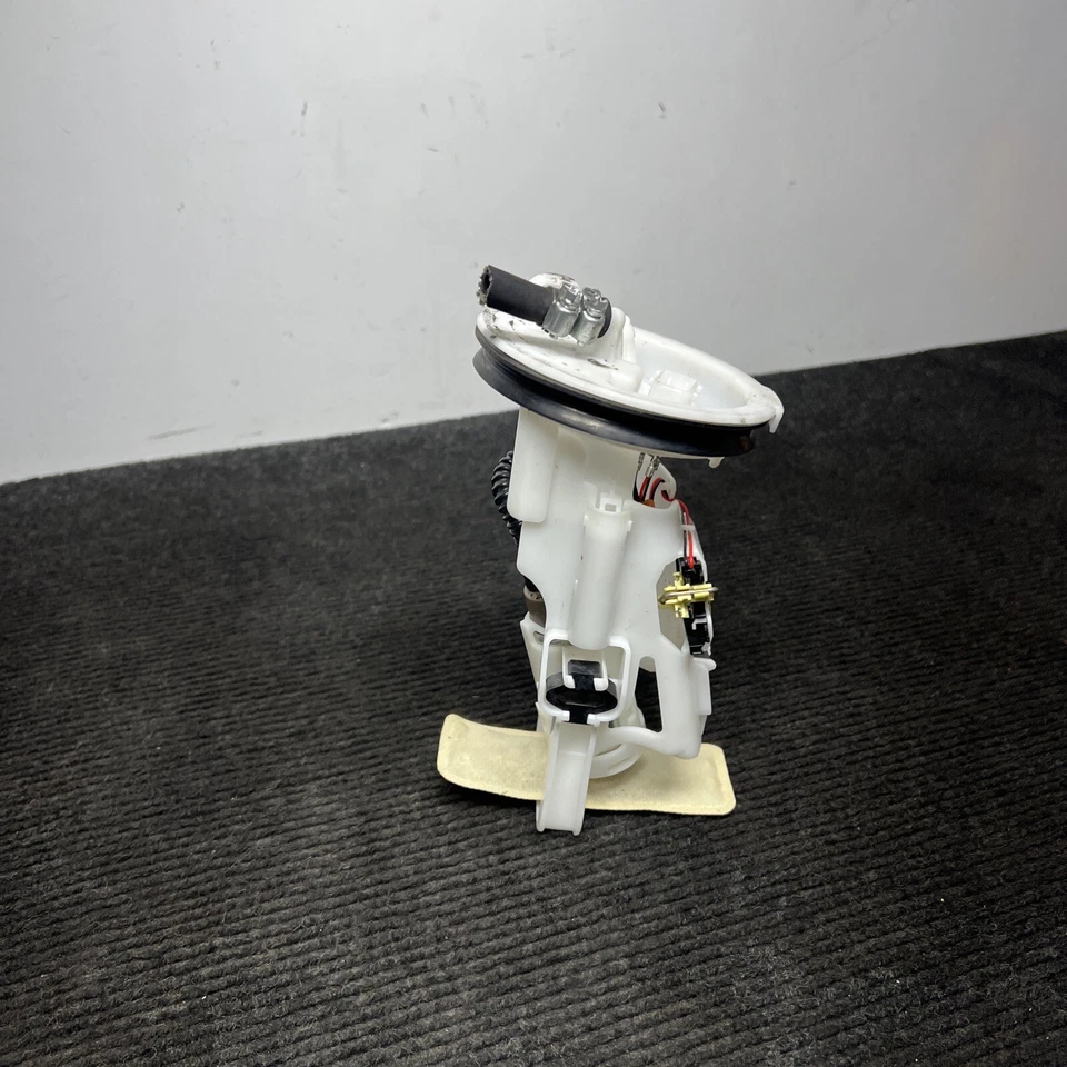 ☑️ Genuine Fuel Pump Assembly for BMW 330 Ci 3.0 (06/2000-04/2007) BOSCH - Image 2 of 4