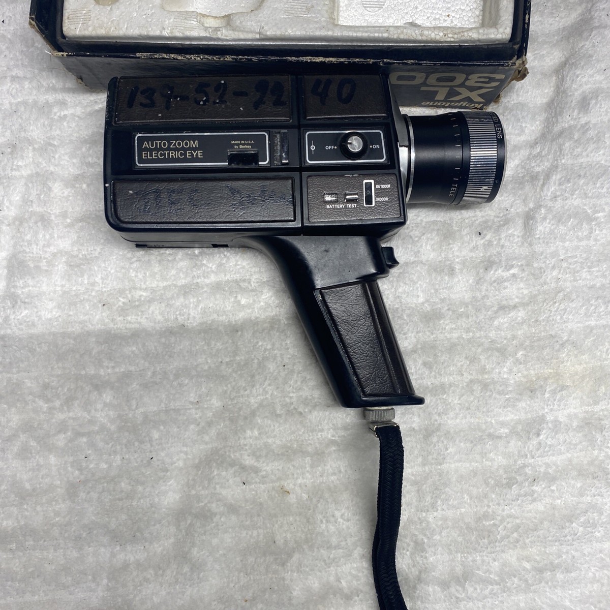VINTAGE KEYSTONE XL300 Untested Movie Camera G160 Film | eBay
