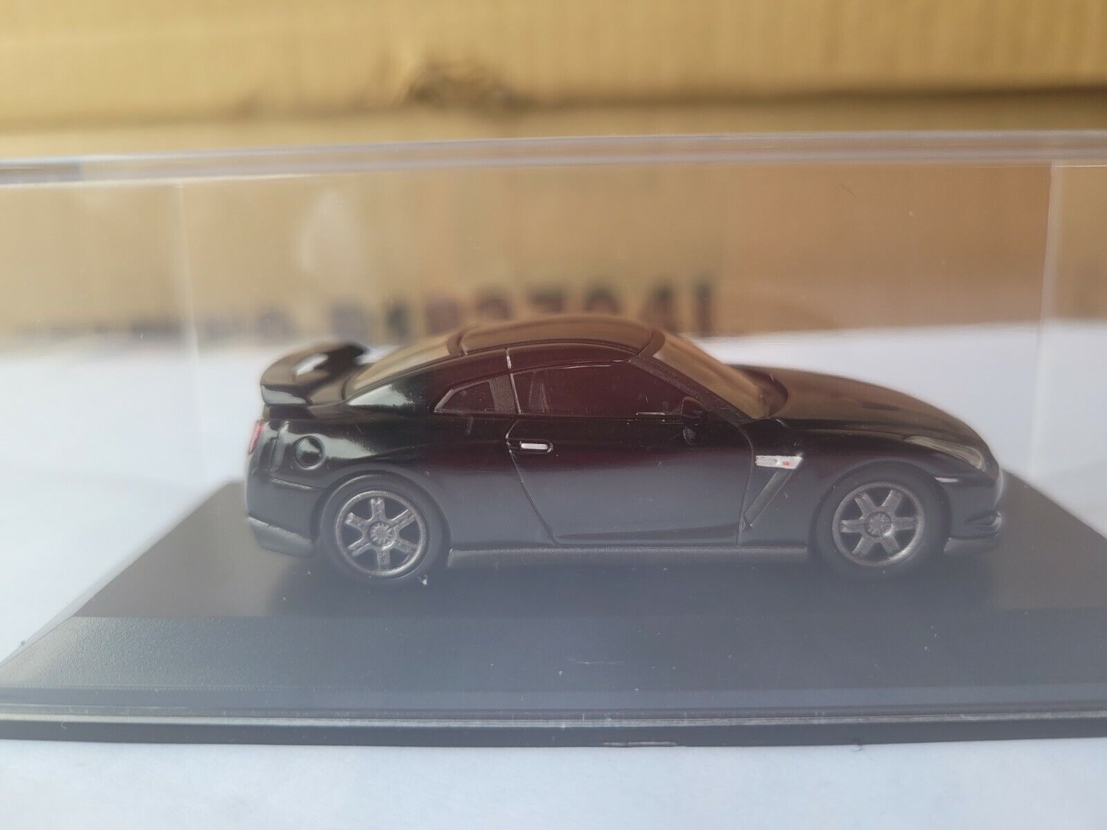 Picture 4 of 8