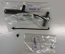 LEXUS OEM FACTORY BATTERY HOLD DOWN KIT 2002-2006 ES300 ES330