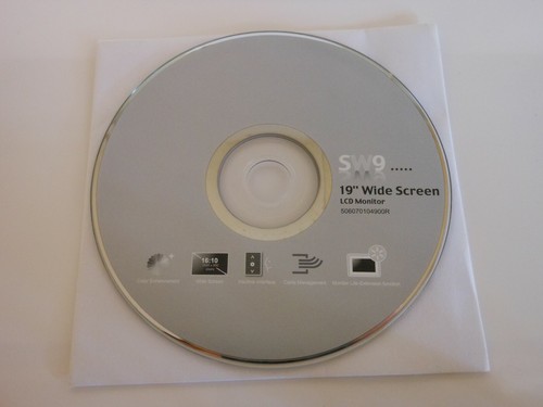 SW9 19" Wide Screen LCD Monitor CD-ROM - 506070104900R