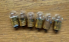 Lionel/Am. Flyer 6 Clear Light Bulbs 3 Lock In GE 1445, 3 Scraw in 1447?  NEW