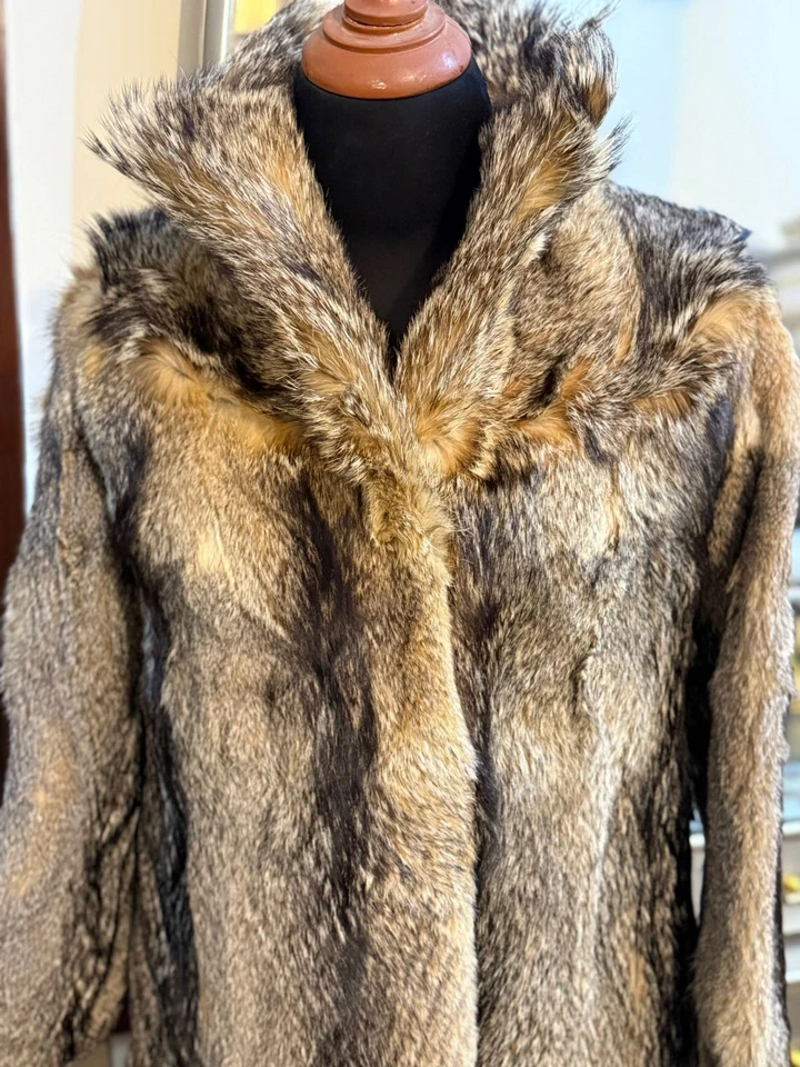 Handmade German Raccoon Fur jacket – Natural Brown – Fine Fur „Edel Pelz - Image 2 of 4