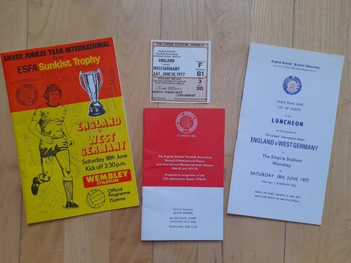 ENGLAND v WEST GERMANY 1977 SCHOOLS INT. SIGNED x11 PROGRAMME + TICKET + MENU +