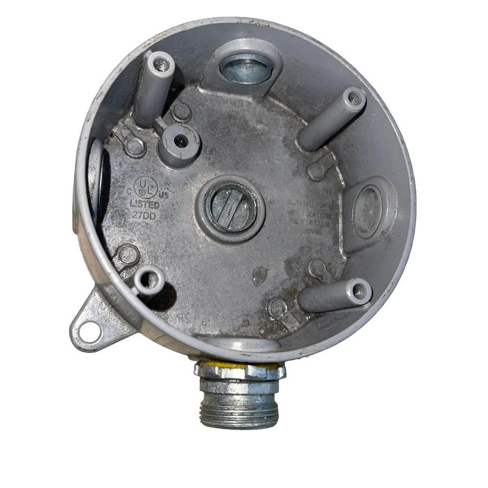 Caja de conexiones redonda de aluminio gris resistente a la intemperie bujes roscados de 1/2" pd 12z