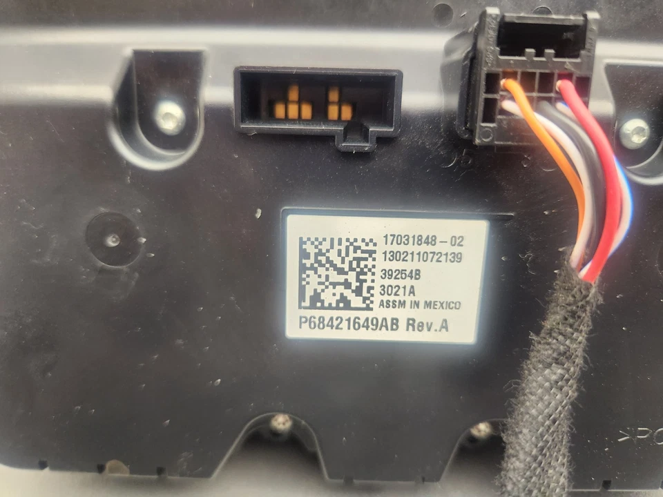 19'-25' Ram Auto AC Dual Temperature control P68421649AB OEM  - Image 3 of 4