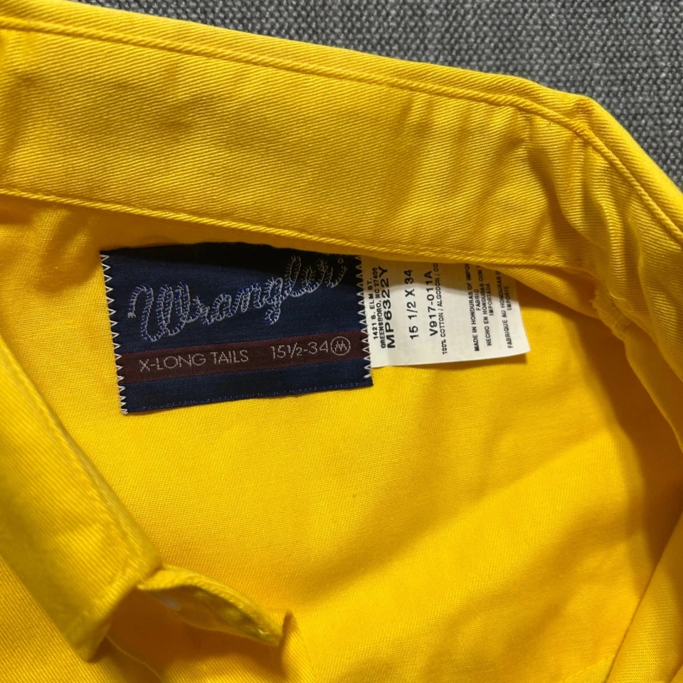 Camisa Wrangler Hombres Manga Larga Amarilla Abotonada Colas X Largas Talla 15 1/2 34 Foto 3 de 4