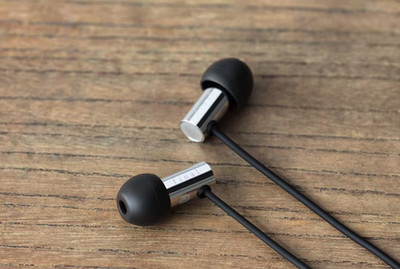Final E3000 FI-E3DSS stainless steel body dynamic type earphone