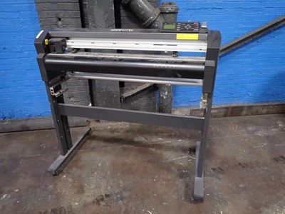 GRAPHTEC CORPORATION FC8000-75 CUTTING PLOTTER 43 1/2'' 12250630013