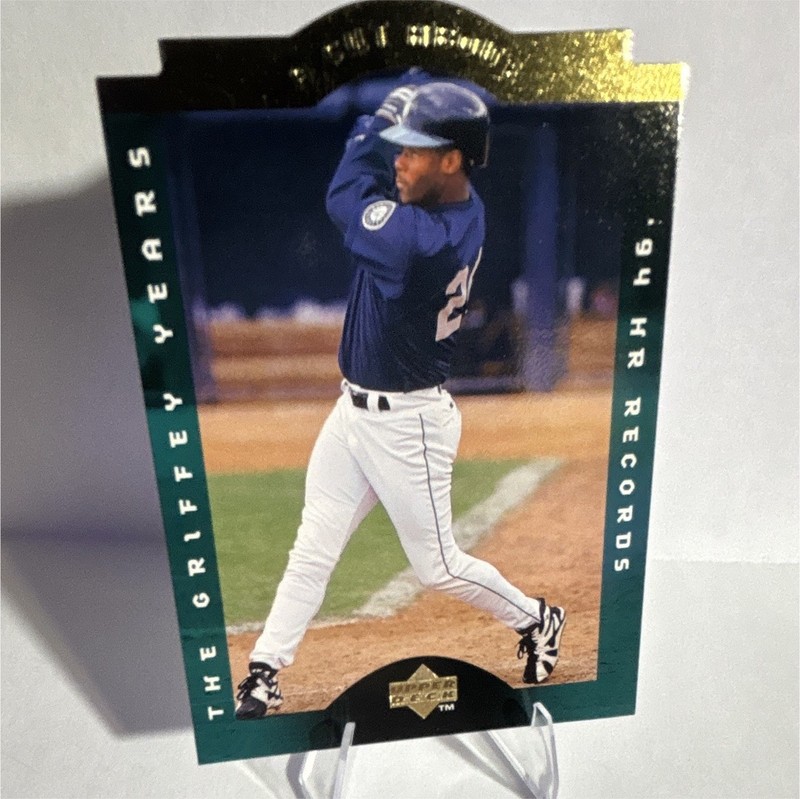 Upper Deck 1996 Ken Griffey Jr. A Cut Above Griffey Years CA6 Mariners Insert