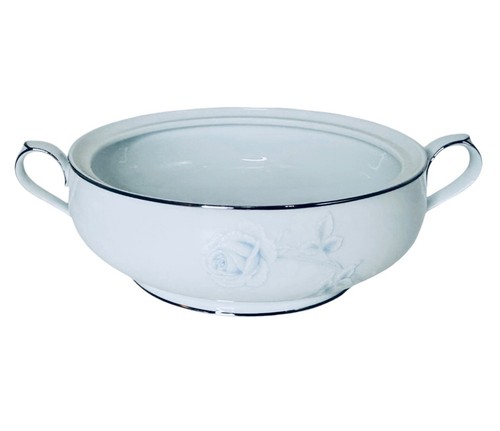 Noritake VIRTUE 2934 White Blue Rose 42 OZ Covered Vegetable Serving Bowl w/ Lid - Picture 7 of 13