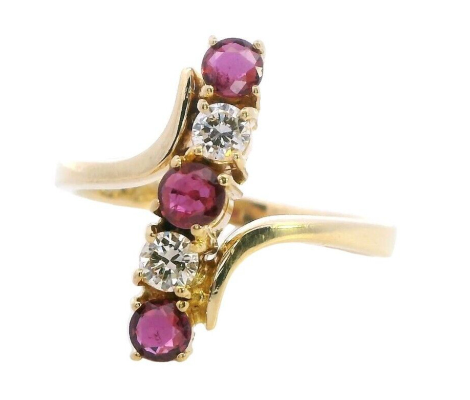 Captivating 18ct Yellow Gold Ruby & Diamond Wave … - image 6