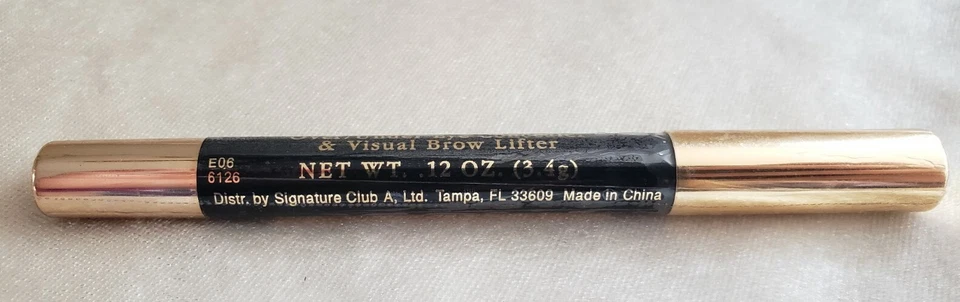 Signature Club A One Stick Solution Over / Under Eye Concealer &Brow Lift SEALED - Image 3 of 3