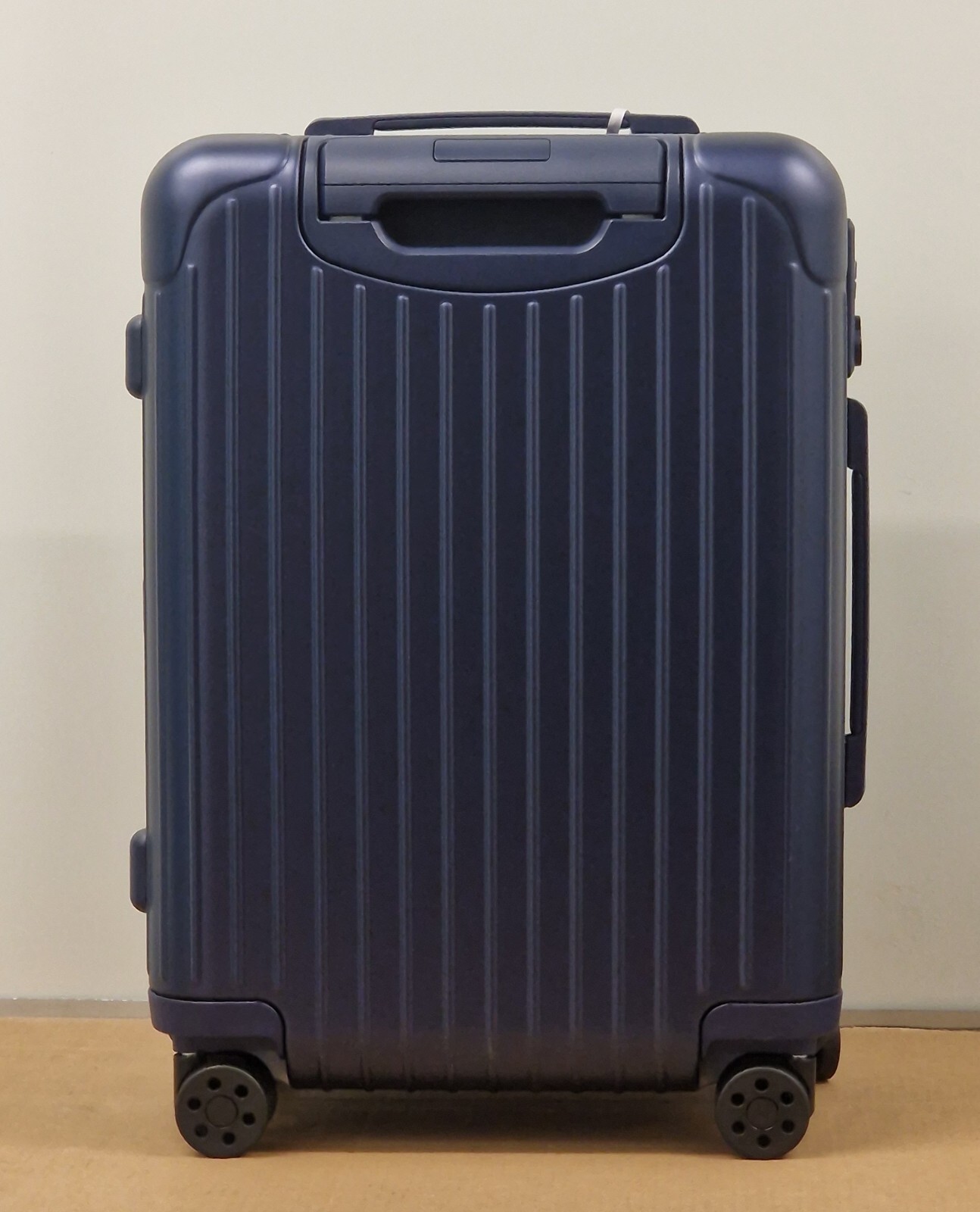 Rimowa Essential Cabin 36 L MW Trolley Blau blue matte NEW warranty (Sold Out)