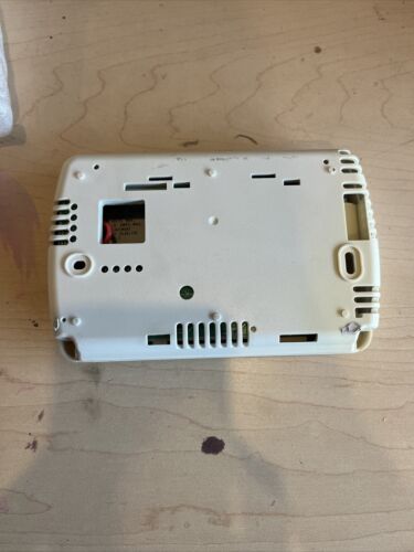 White-Rodgers Comfort-Set 80 Single Stage 5+1+1 Day Programmable Thermostat 1H/1 - Picture 4 of 4