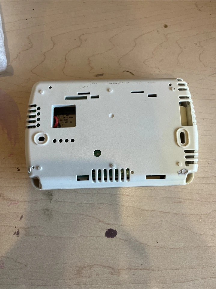 White-Rodgers Comfort-Set 80 Single Stage 5+1+1 Day Programmable Thermostat 1H/1 - Image 4 of 4