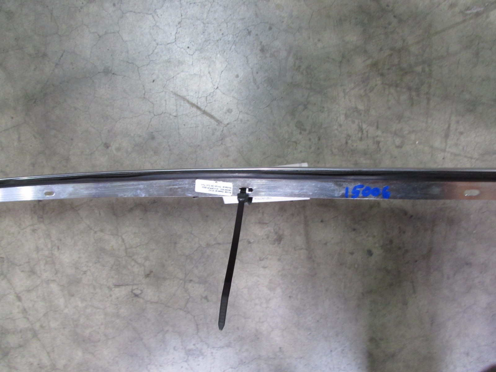 Maserati GranTurismo, RH, Right On Body Trim, Chrome, Used, P/N 82078400