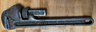 #ad VINTAGE RIGID 10quot; Heavy Duty Pipe Wrench USA The Ridge Tool Co. Elyria Ohio $14.95