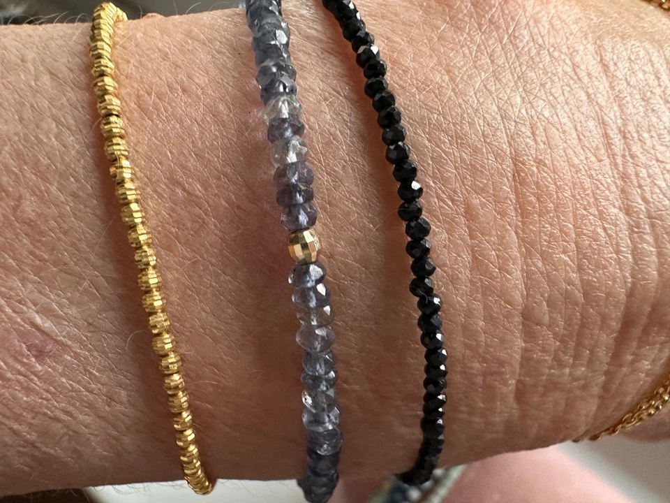 Armband aus Iolite  und Gold Beads - Bild 2 von 4