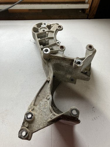 Chevy GMC TBI 4.3 5.0 5.7 A/C Compressor Smog Pump Bracket 10129516 “I” - Picture 4 of 5
