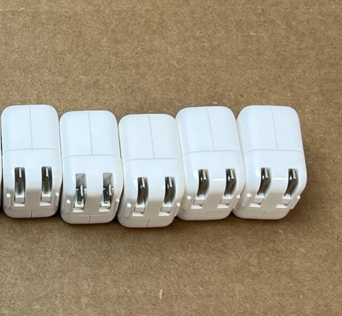 5 PACK!! Original Apple 12w USB Wall Charger Adapter OEM x5 charging cubes