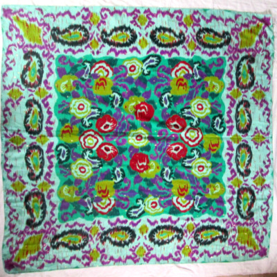 Châle Vintage Emanuel Ungaro - Laine Et Soie - Motif Coloré - 135 X 135 Cm - Écharpe D’exception
