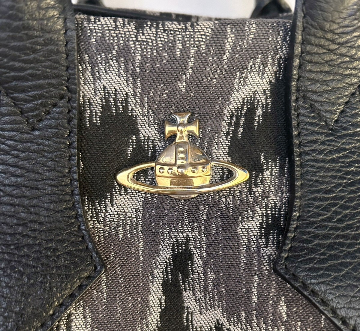 Vivienne Westwood - ムニ　超激レア　Vivienne Westwood 豹柄　ガーメントバッグ ムニ様専用 超激レア Vivienne Westwood 豹柄 ガーメントバッグ